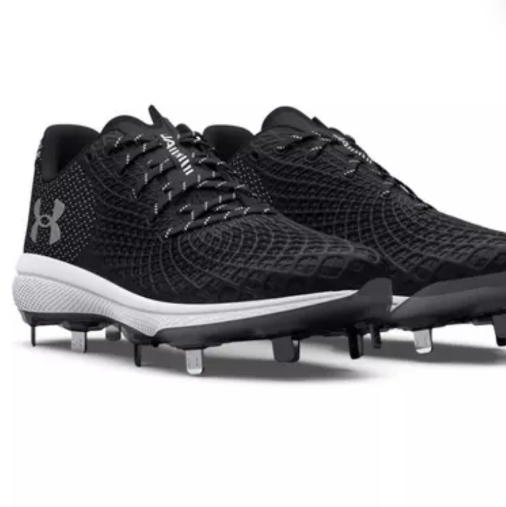NWOT UNDER ARMOUR Womens Glyde 2.0 Mt TPU. Softball. SIZE 7